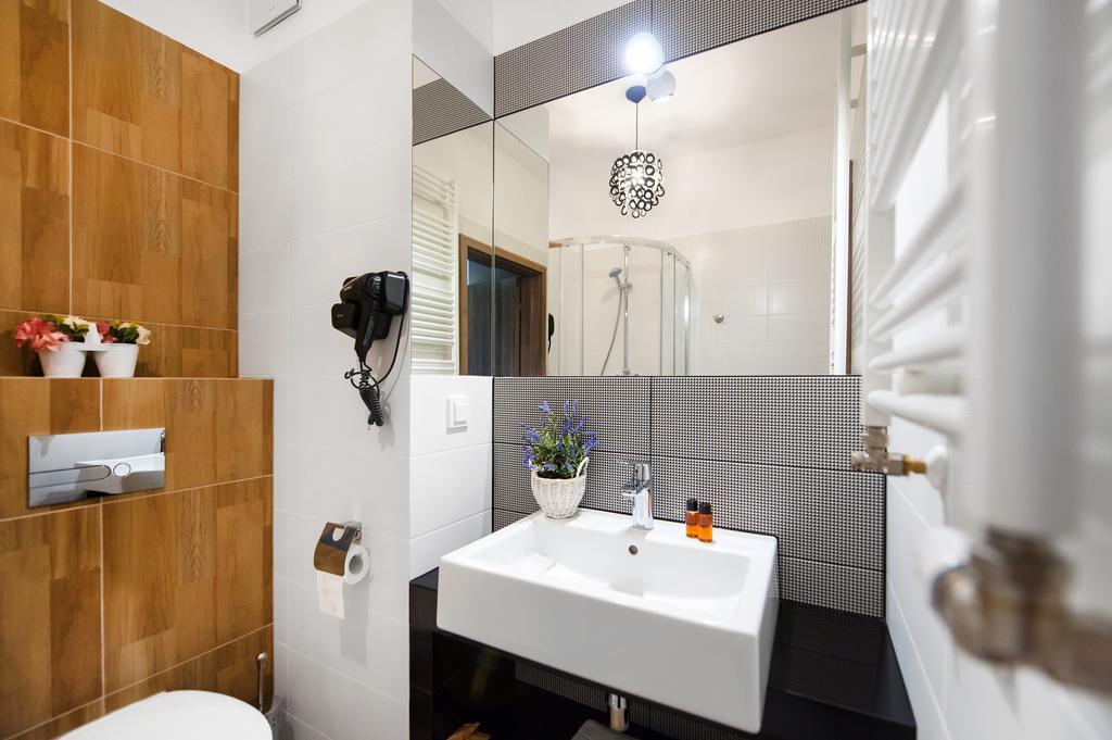 Prestige Apartments Wola Kolejowa Warsaw Bilik gambar